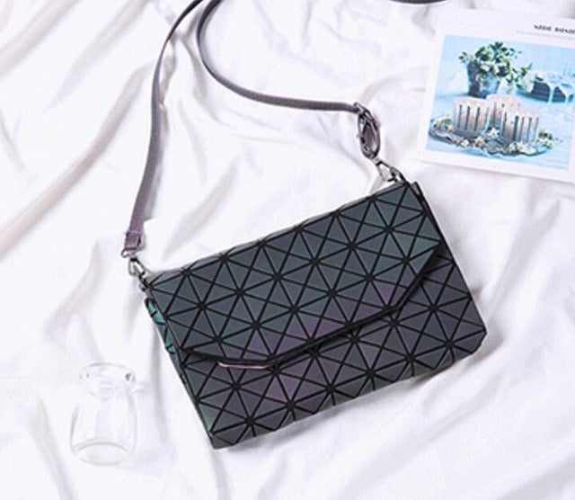 Women Geometric  Clutch Bags